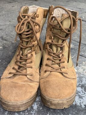 Magnum Men's Tan Suede Tactical Boots